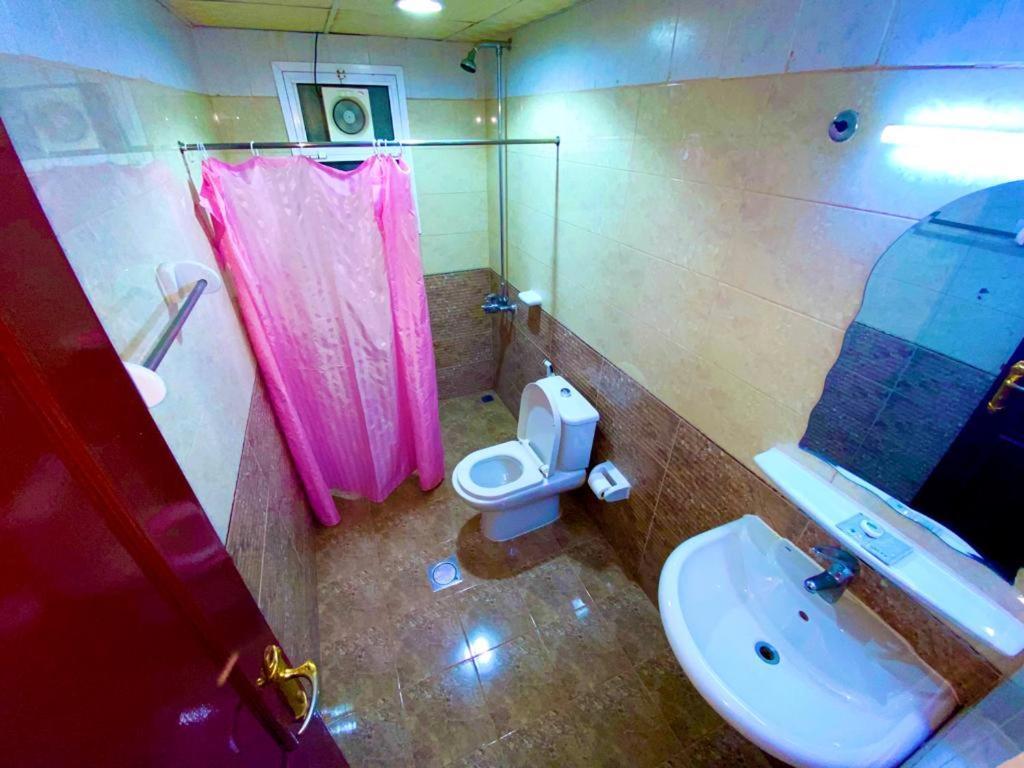 Savoy Inn Hotel Apartments Маскат Экстерьер фото