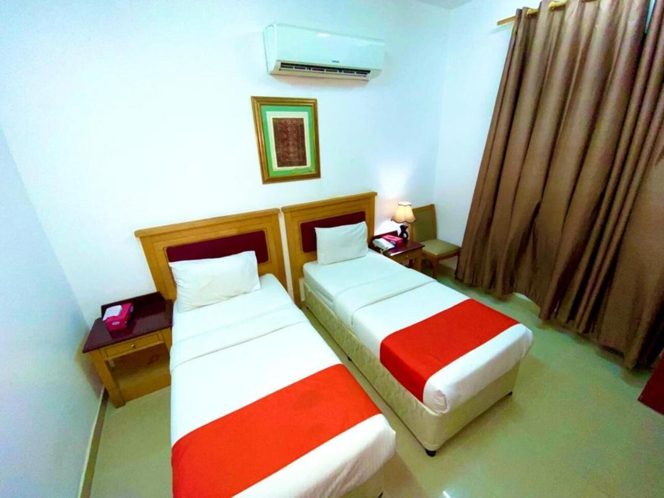 Savoy Inn Hotel Apartments Маскат Экстерьер фото